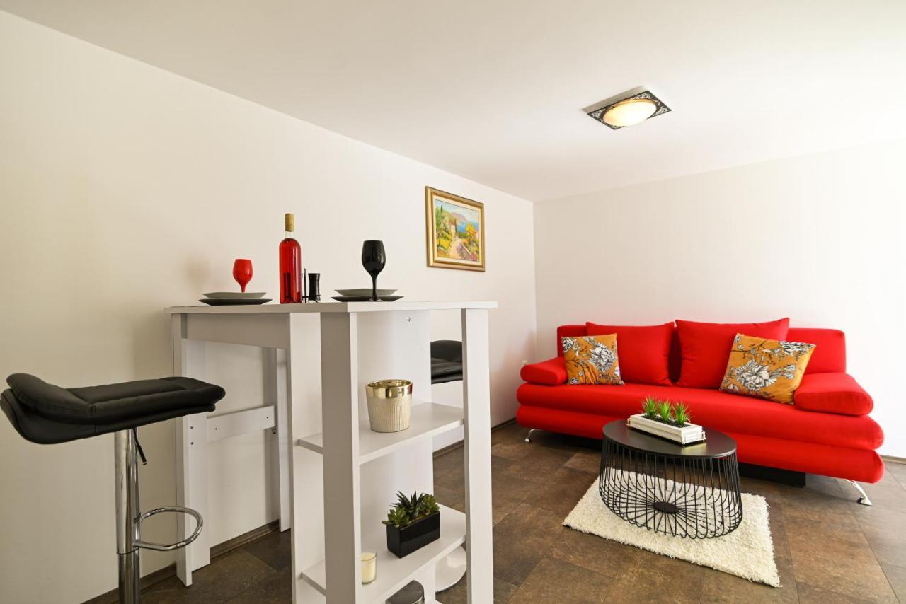 Apartmani Cesarica Trogir Ngoại thất bức ảnh